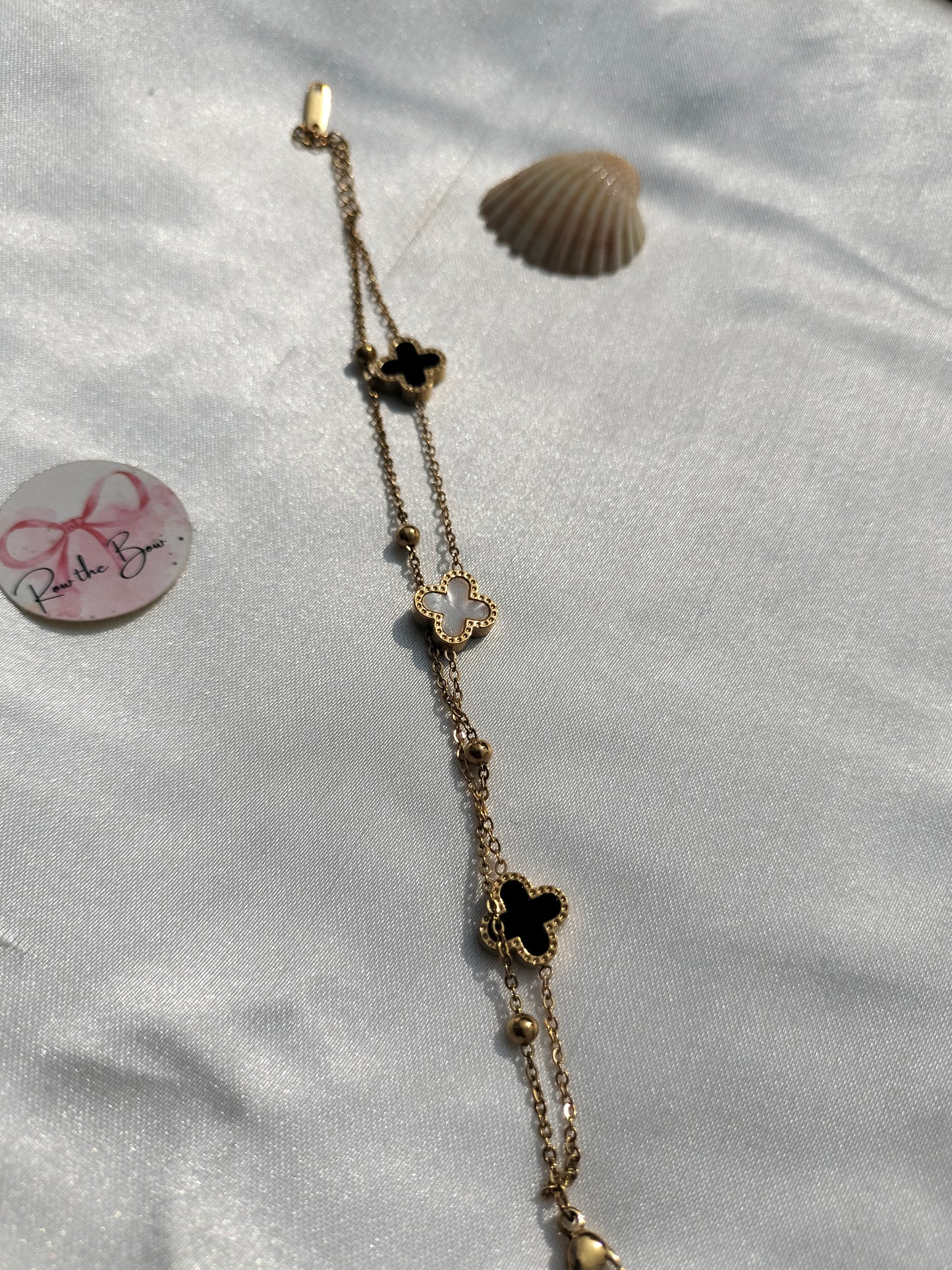 Clovar black & white Titanium Bracelet-02