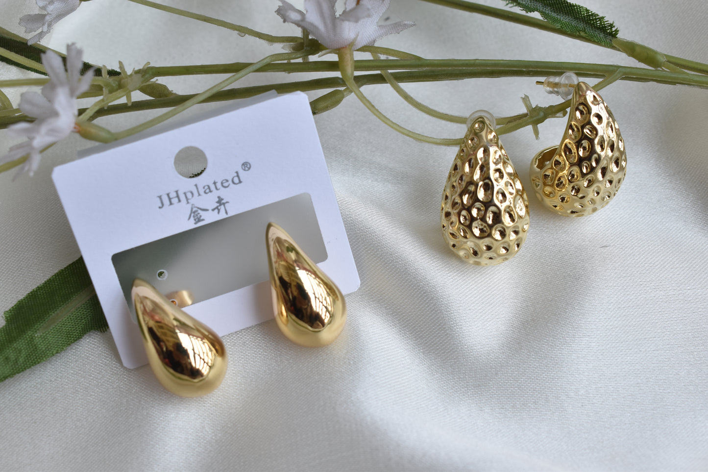 Salon Dewdrop Metallic Earring Silver