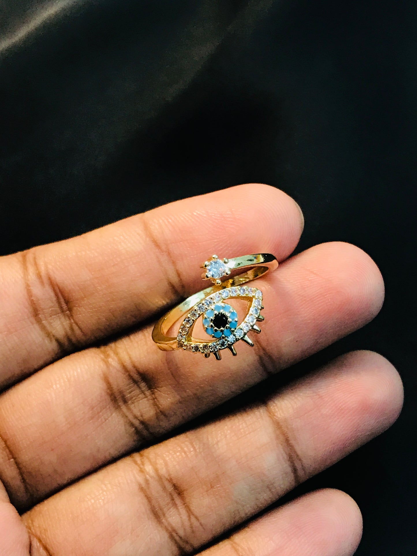 Eye Sign Finger Ring