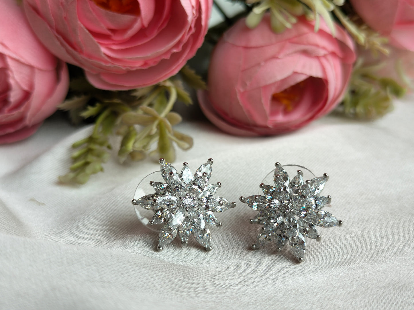 Snowflake Floral Silver