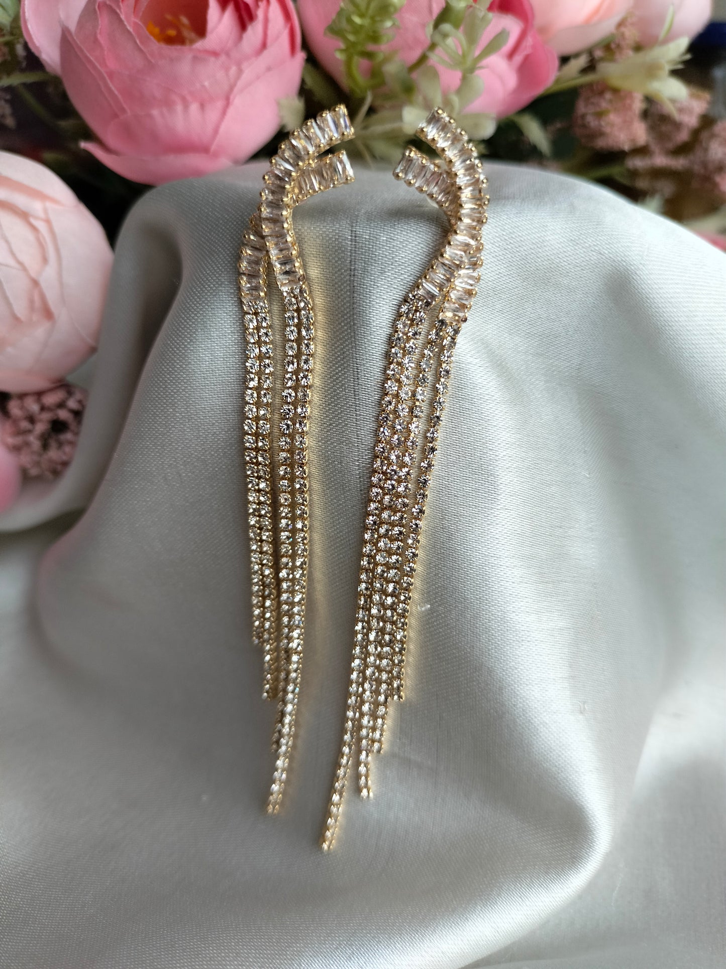 Golden Chain Long Earring-01