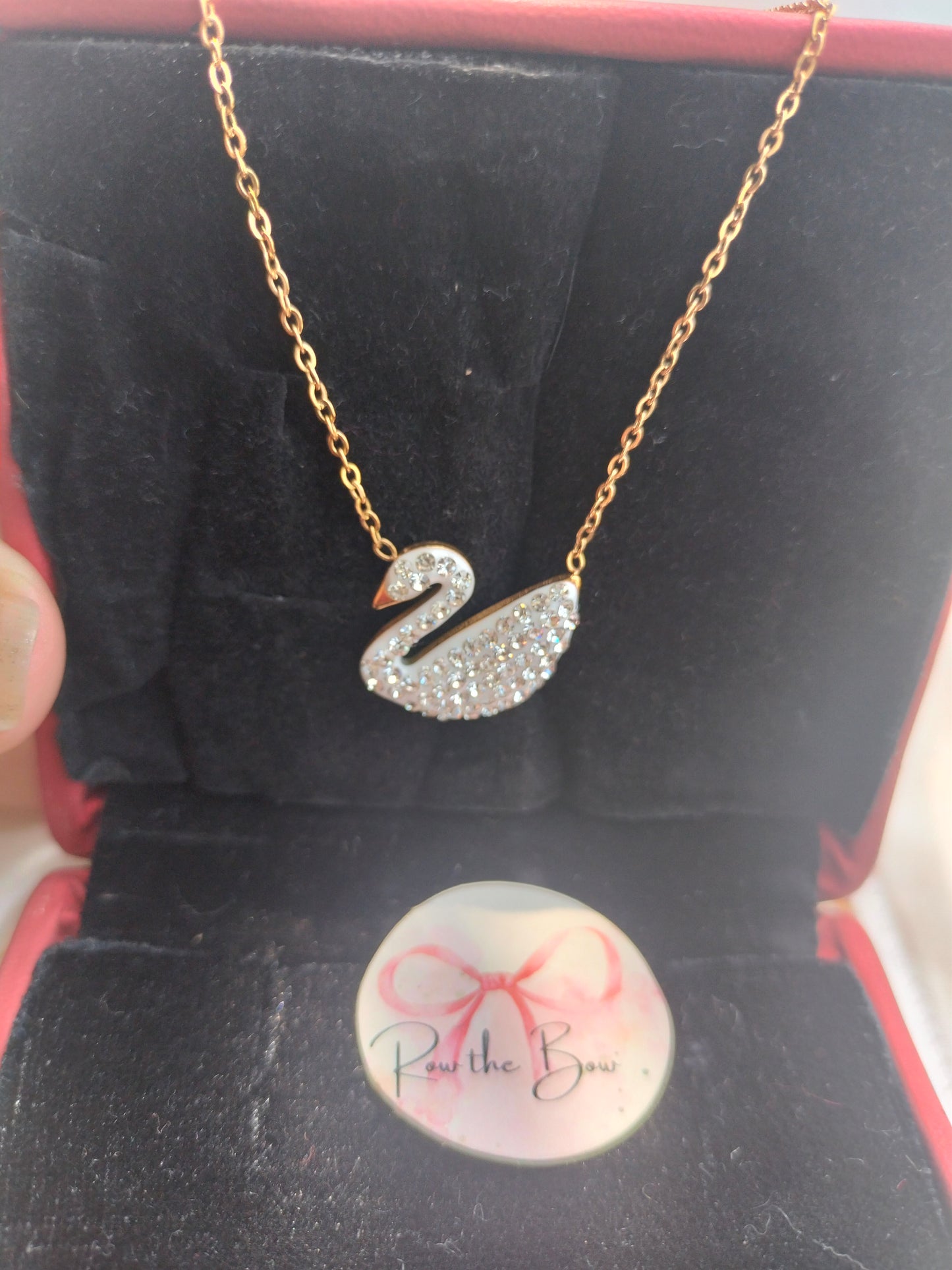 Swan Pendant White