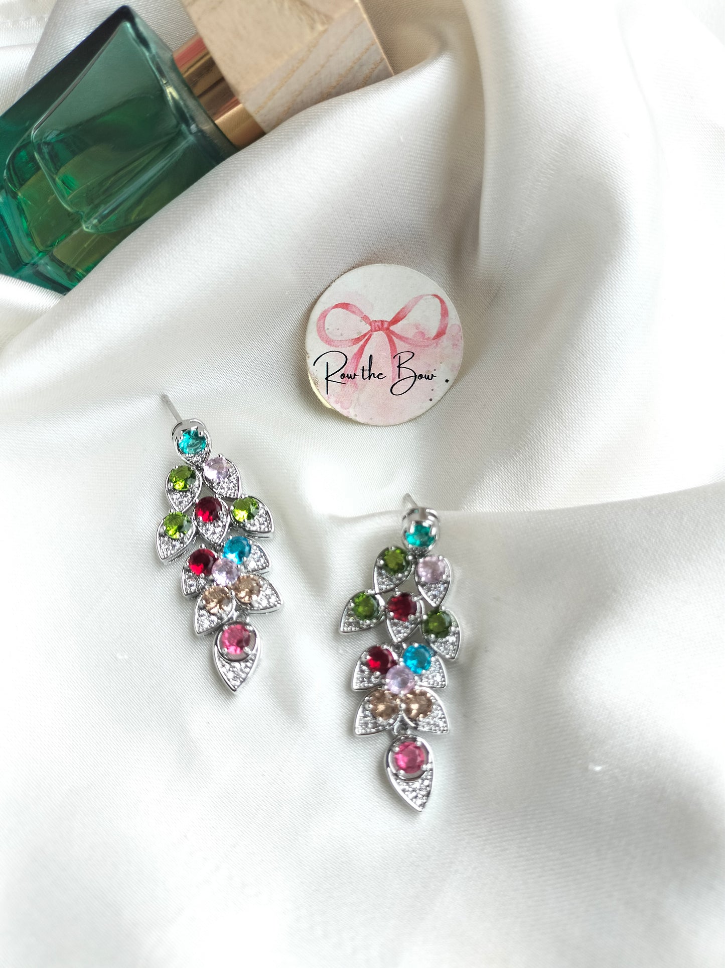 Multi-colour long earing