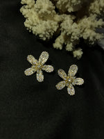 Load image into Gallery viewer, Penta Petal Floral Golden
