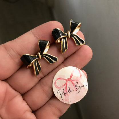 Black Bow earring