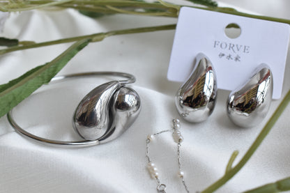 Salon Dewdrop Metallic Earring Silver