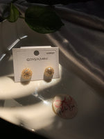 Load image into Gallery viewer, Button Earring(Golden)
