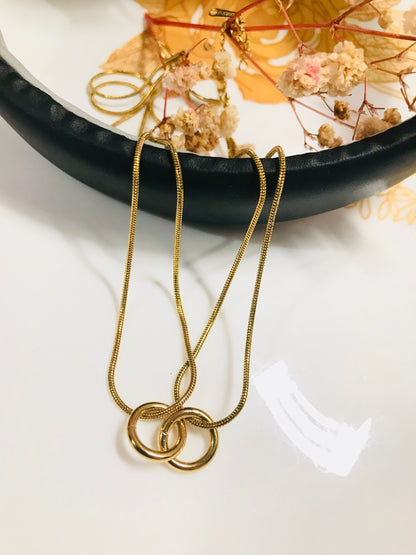 Double knot necklace