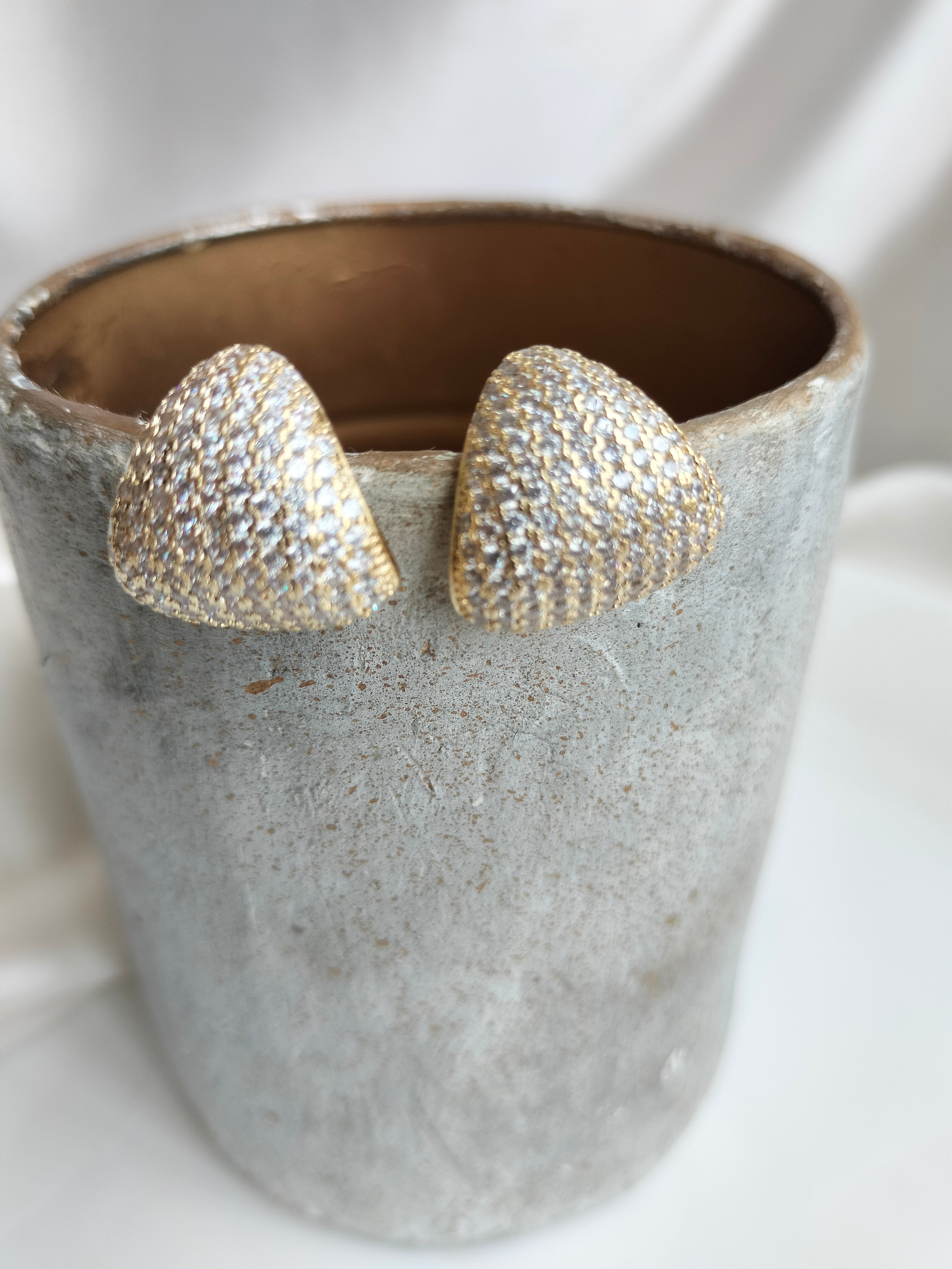 Stony Shell earring