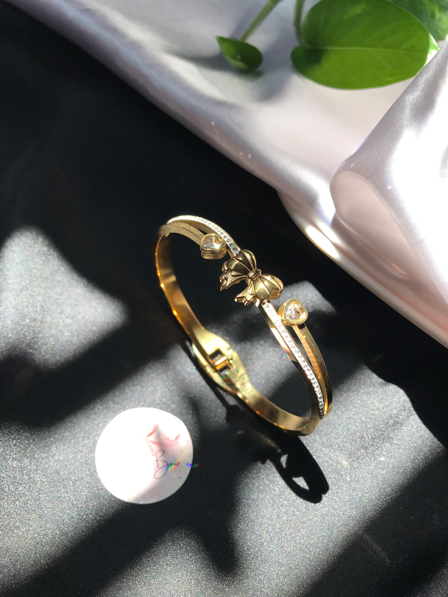bow and heart bracelet