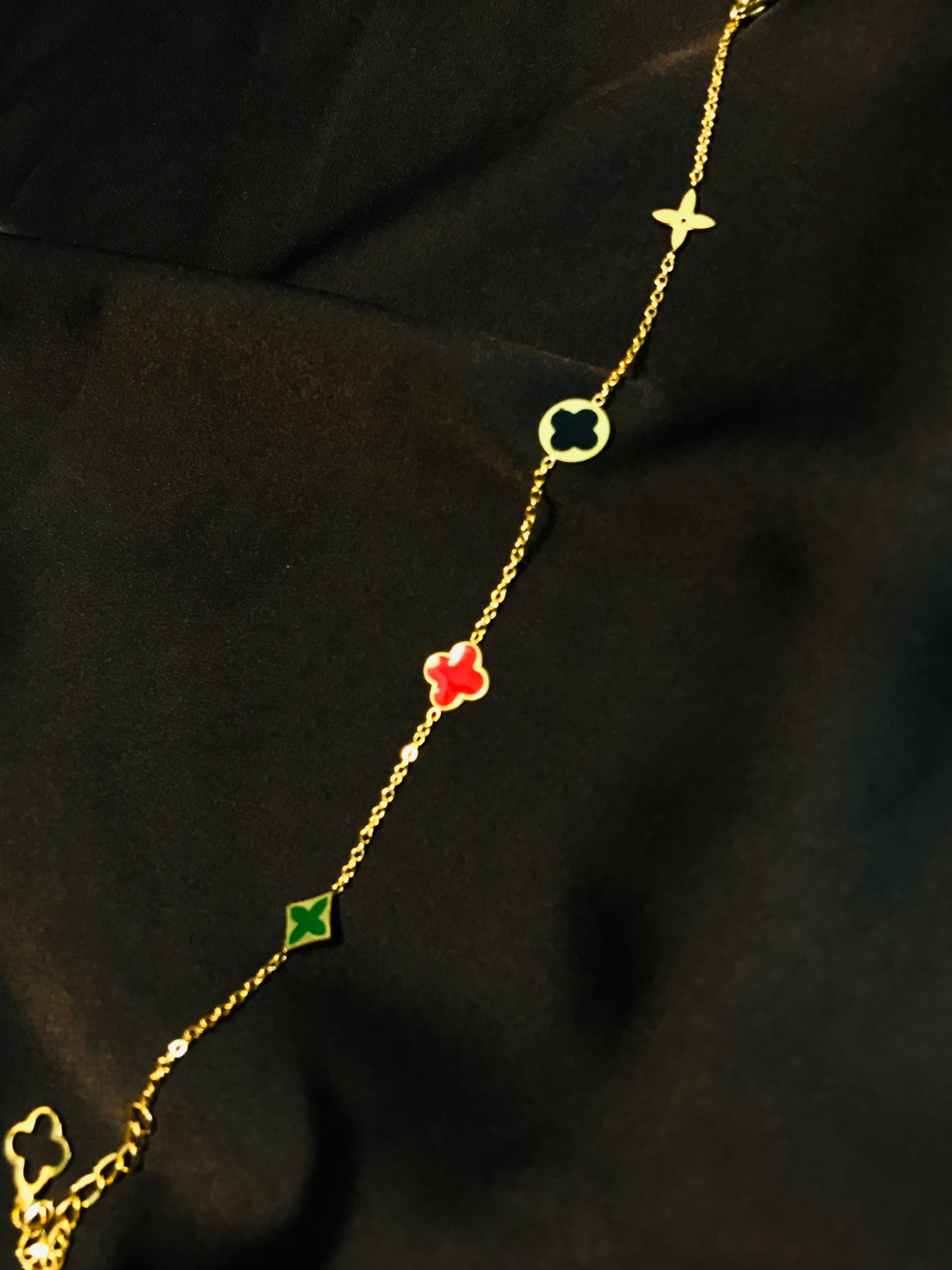 Clovar Red Green Chain Titanium Bracelet