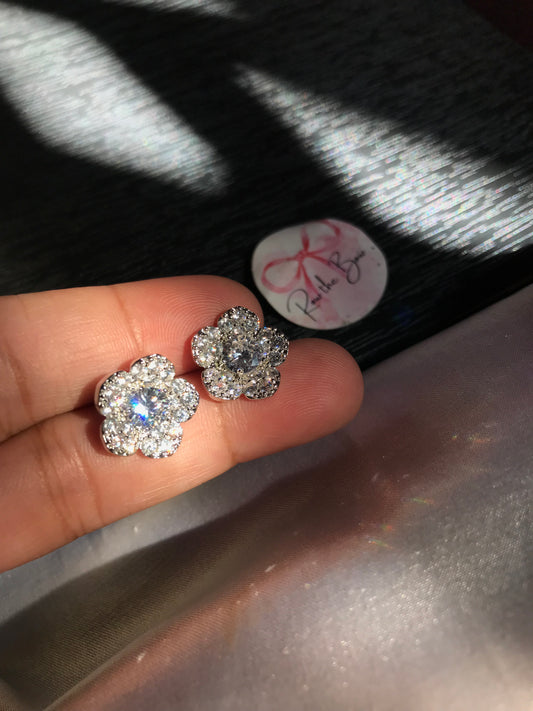 Zircon Floral Silver