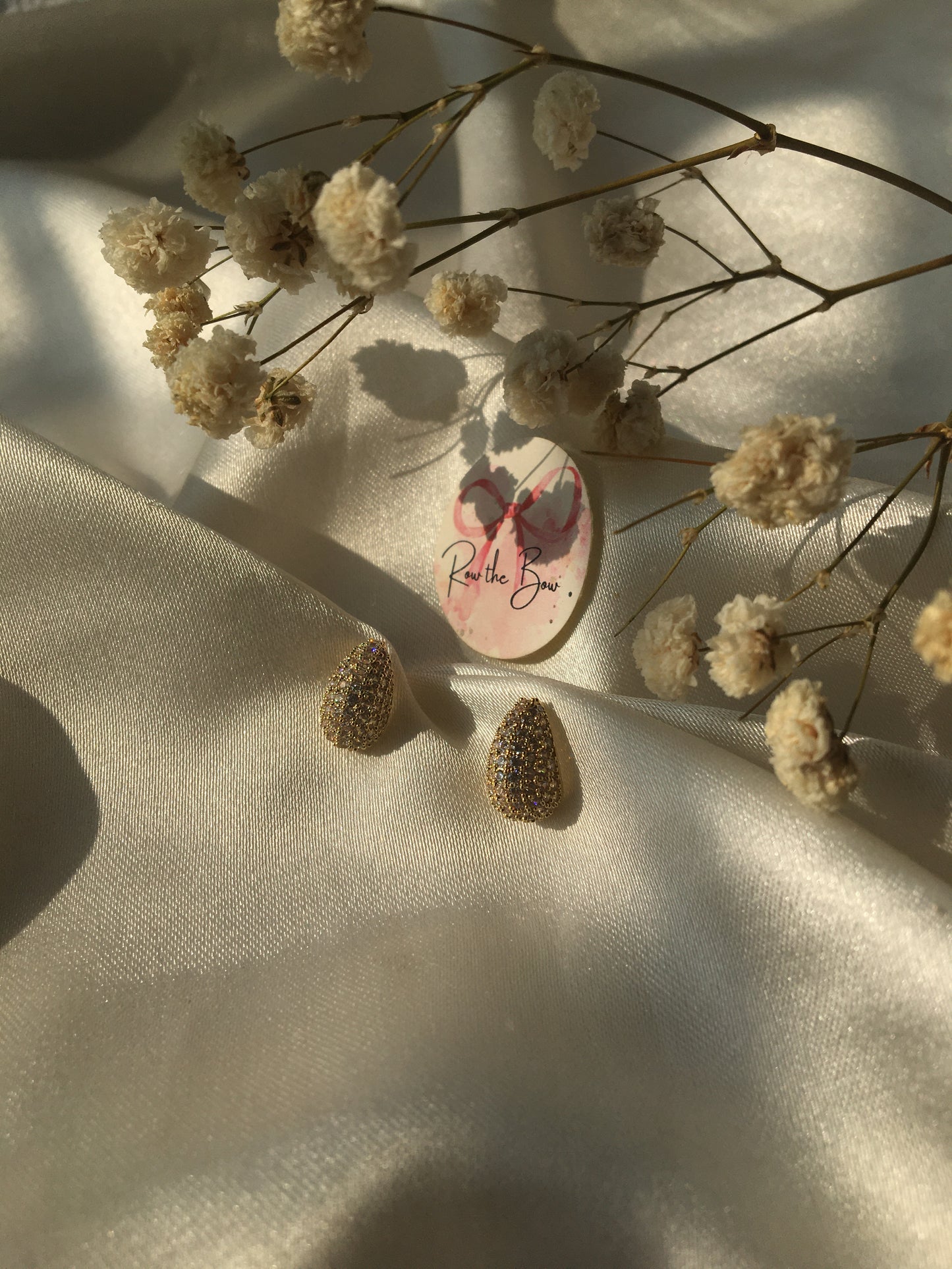 Tiny Petal drop Earring