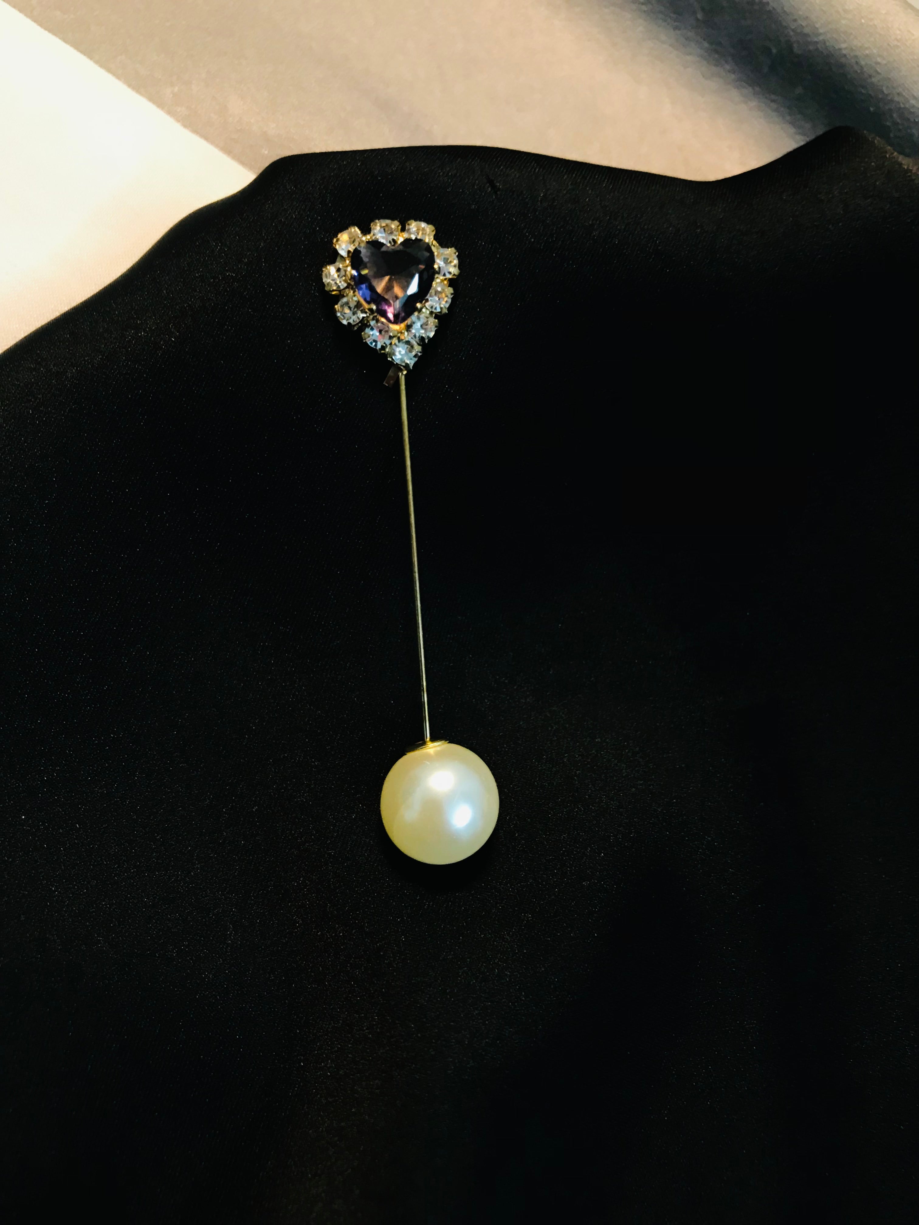 Hijab pearl/stone pin 06