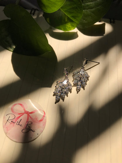 Leaf Drop Dowm Silver