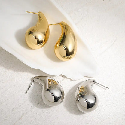 Salon Dewdrop Metallic Earring Silver