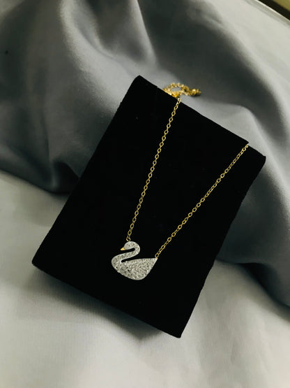 Swan Pendant White