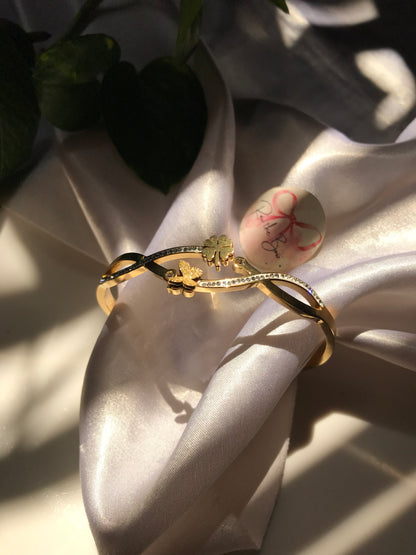 Golden Butterfly Floral Bracelet