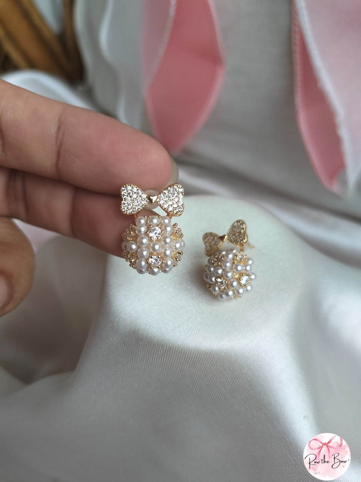 Kitty Bow earring