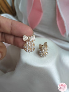 Kitty Bow earring