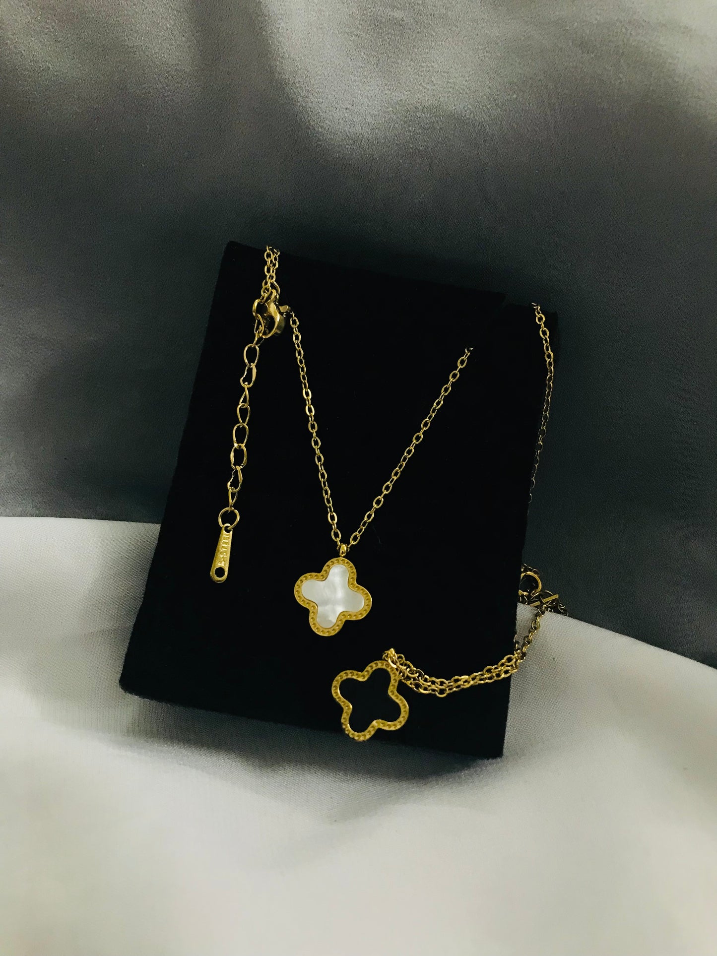 Clovar Ss Black & White  pendant-01