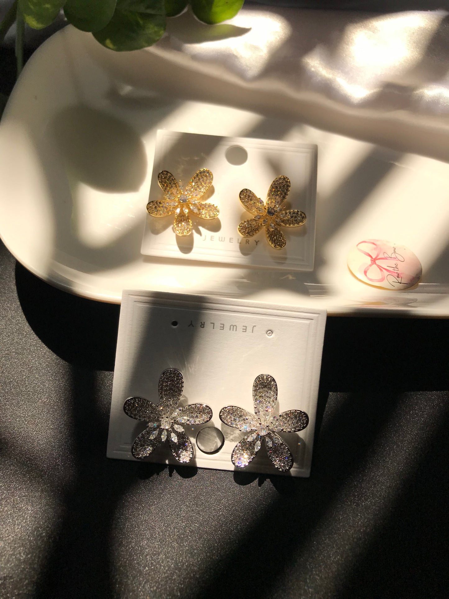 Penta Petal Floral Silver