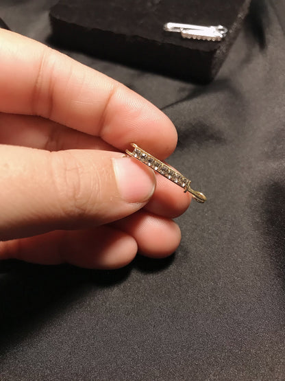 Hijab stone pin 03