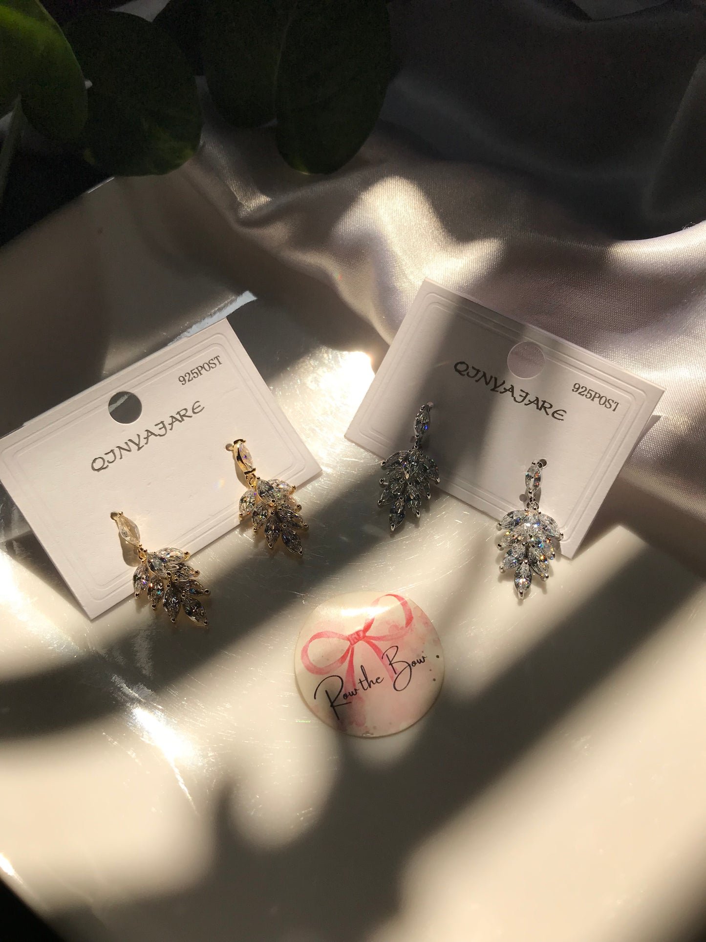 Leaf Drop Dowm Silver