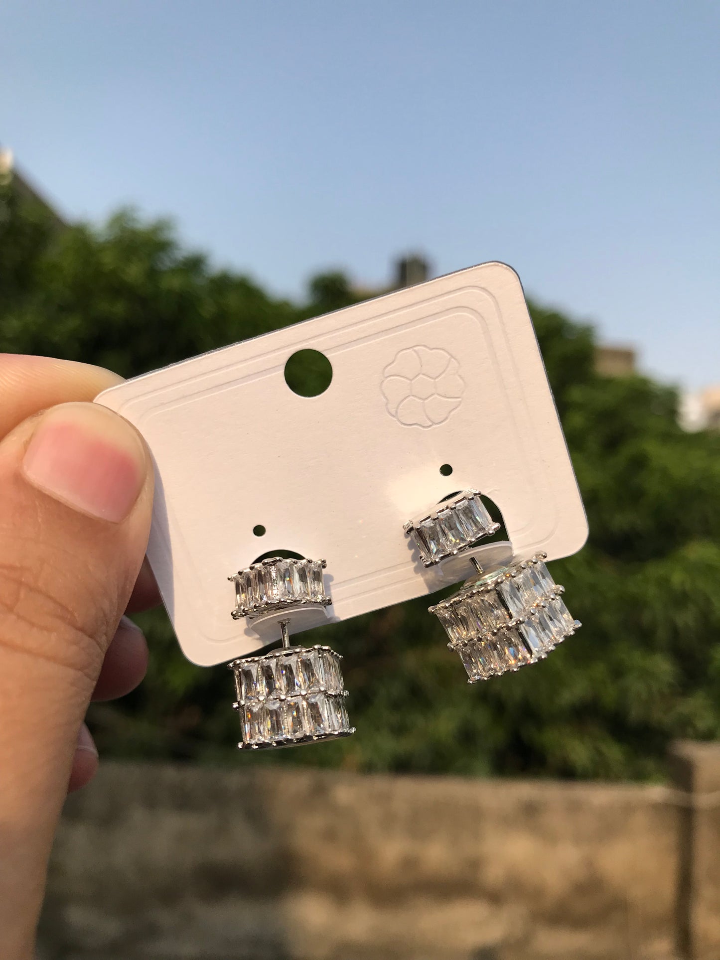 Block crystal earrings