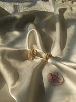 Load image into Gallery viewer, Trio Stone earring
