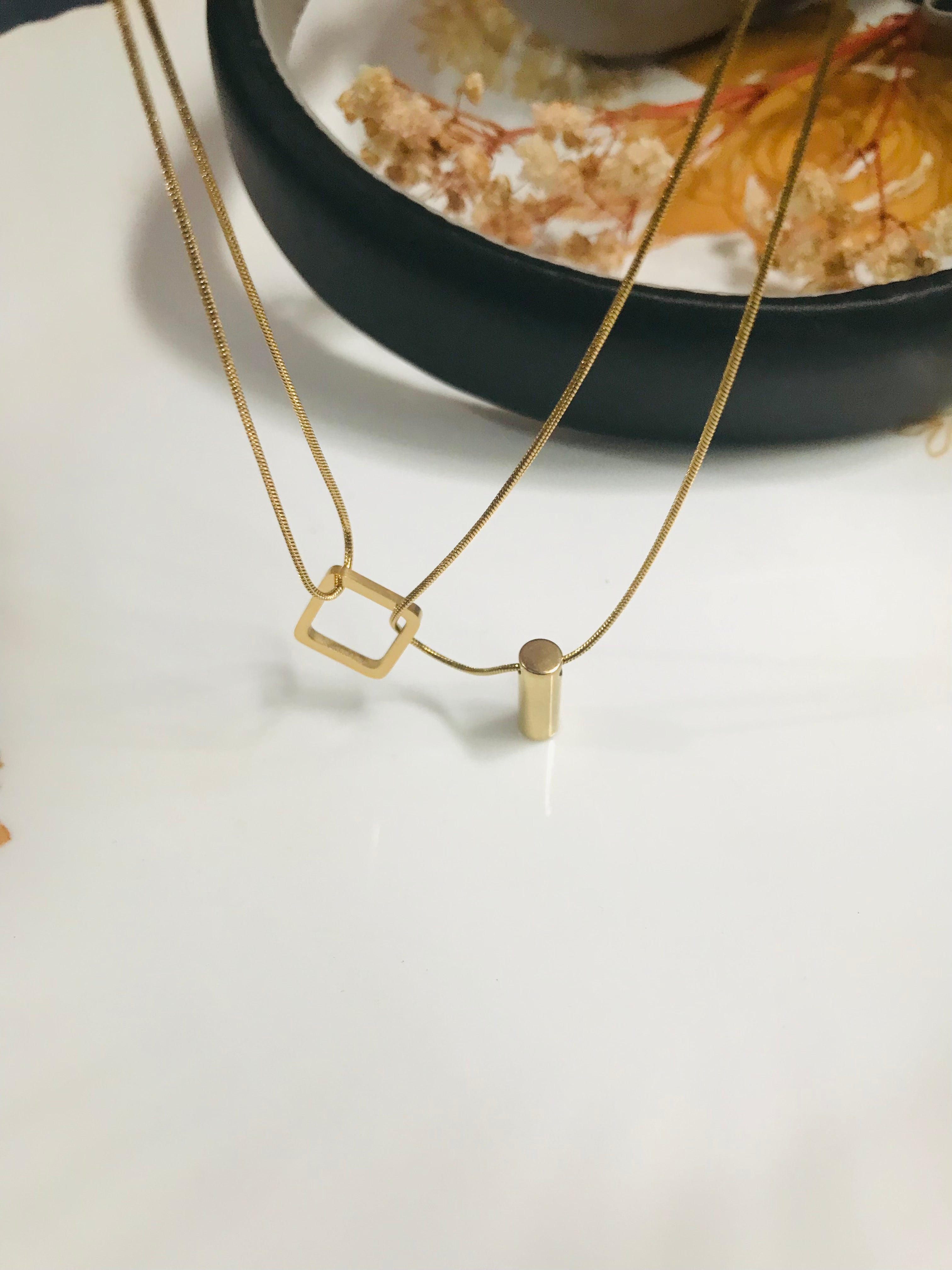 Criss Cross necklace