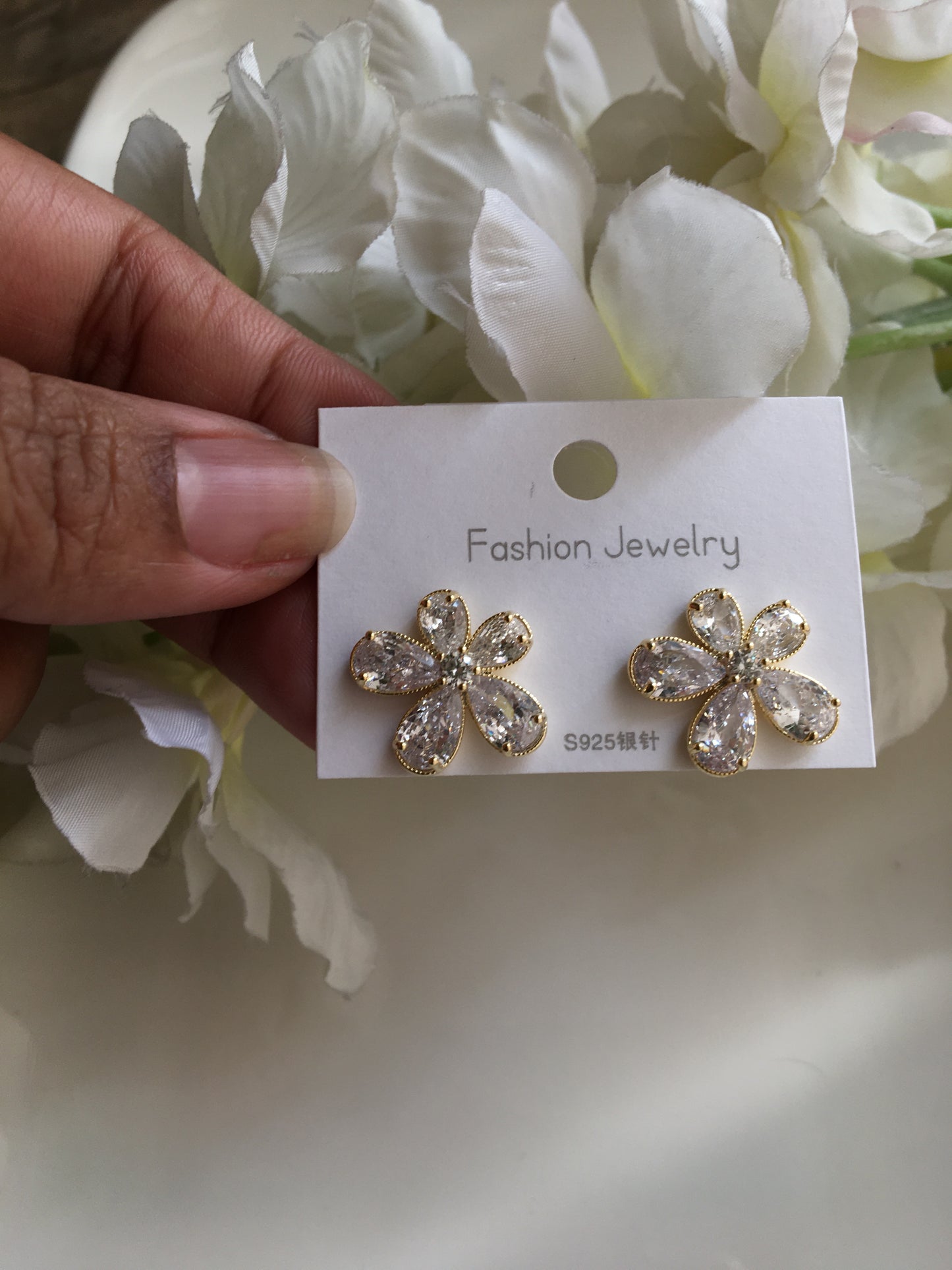 Emerald Floral Earring