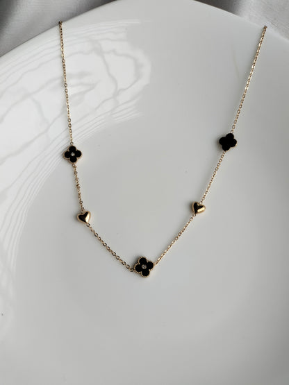 Clovar heart long chain necklace
