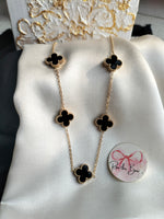 Load image into Gallery viewer, Clovar black long necklace
