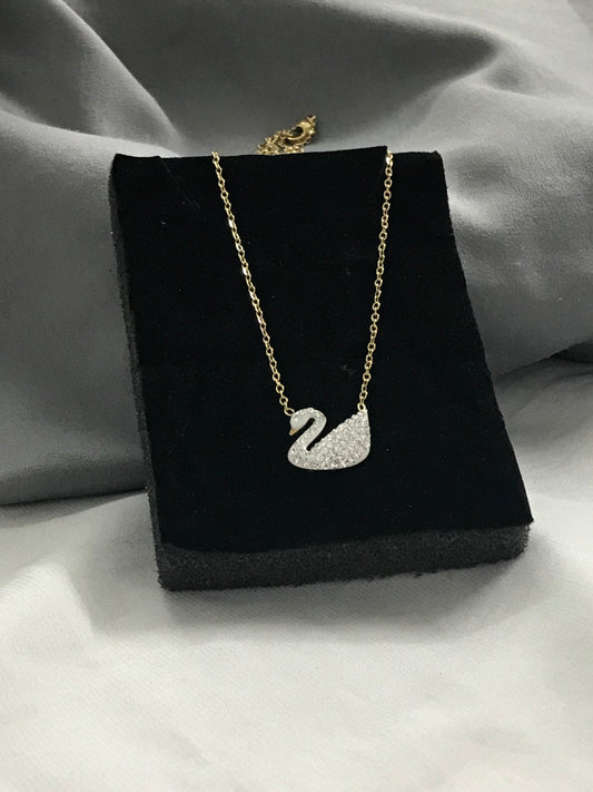 Swan Pendant White