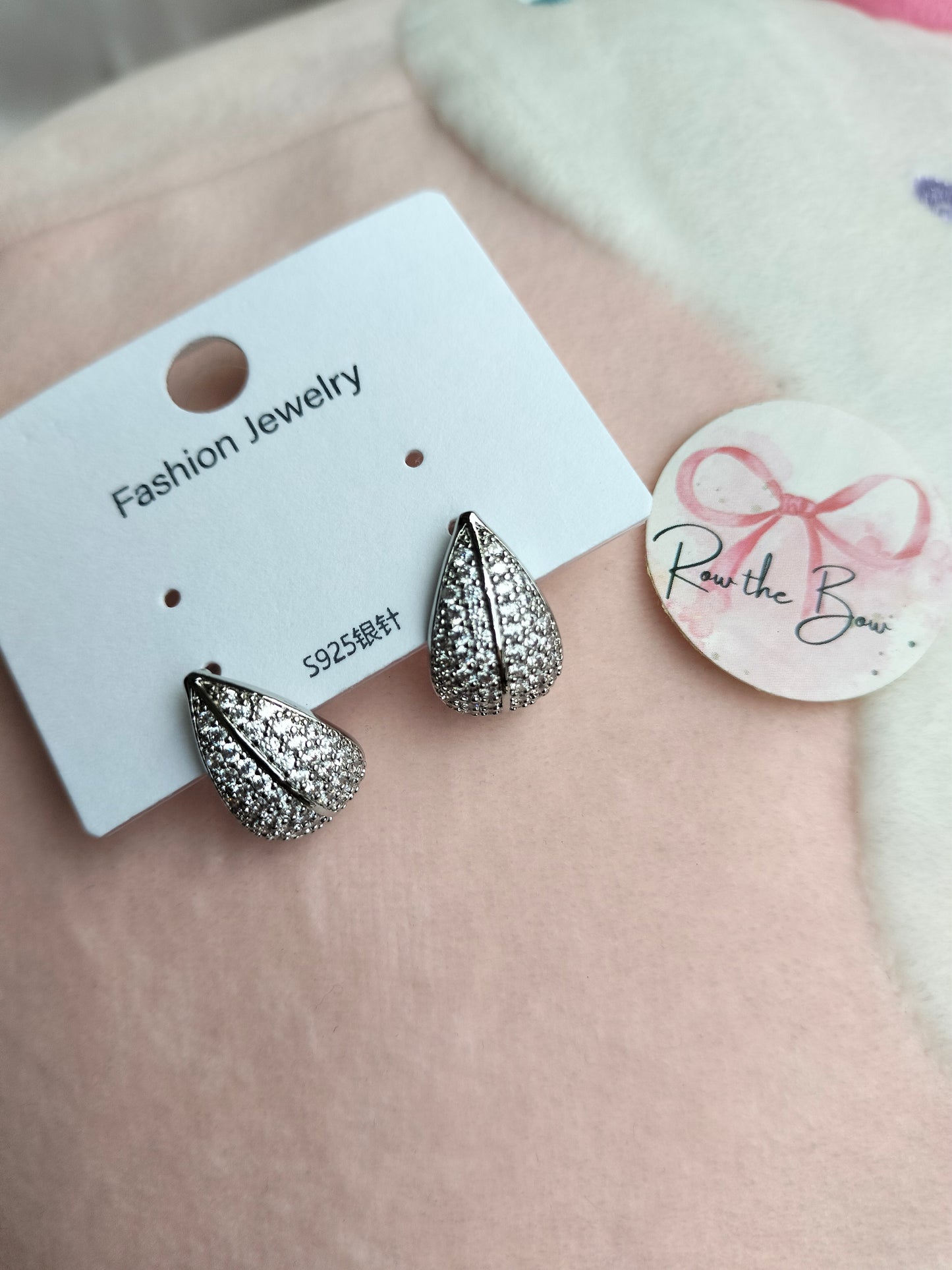 Leafy silver stone earrings