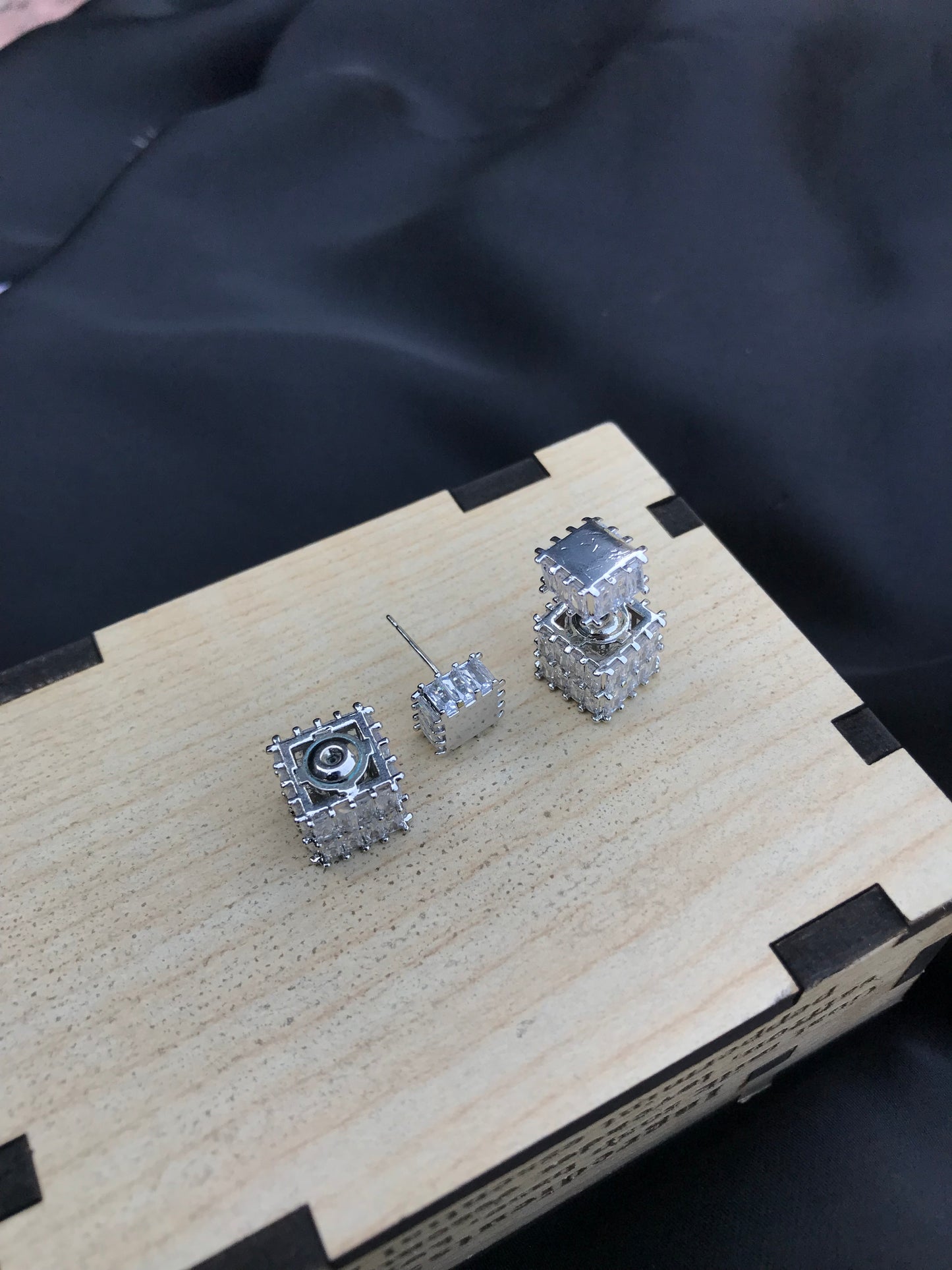 Block crystal earrings