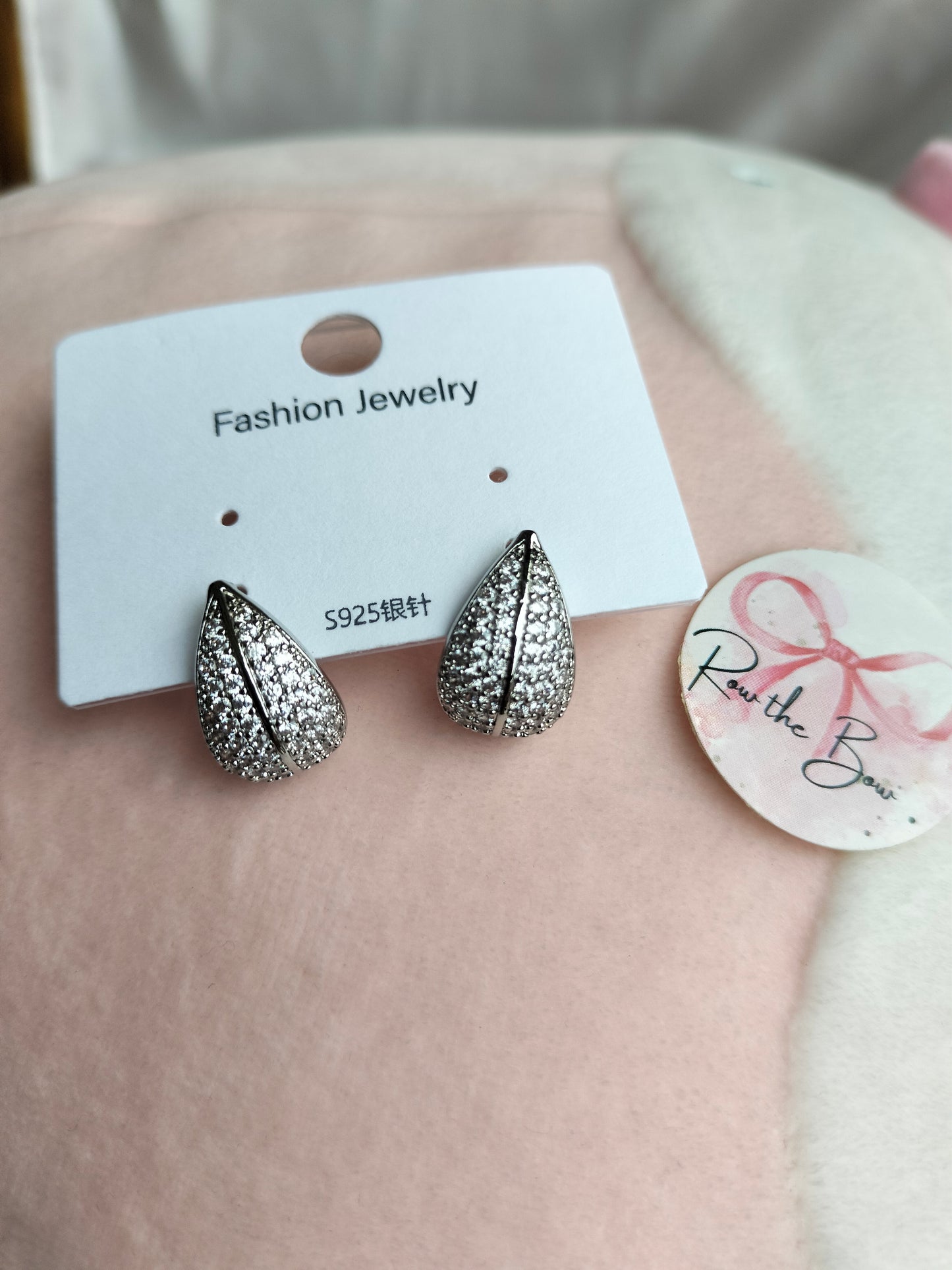 Leafy silver stone earrings