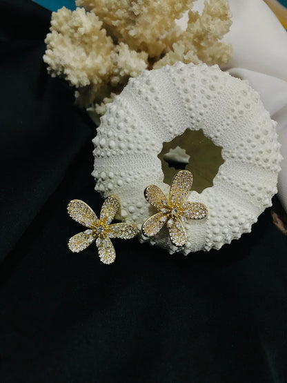 Penta Petal Floral Golden