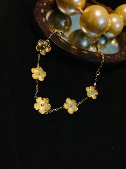 5 Patel Golden Clovar Chain Bracelet-3
