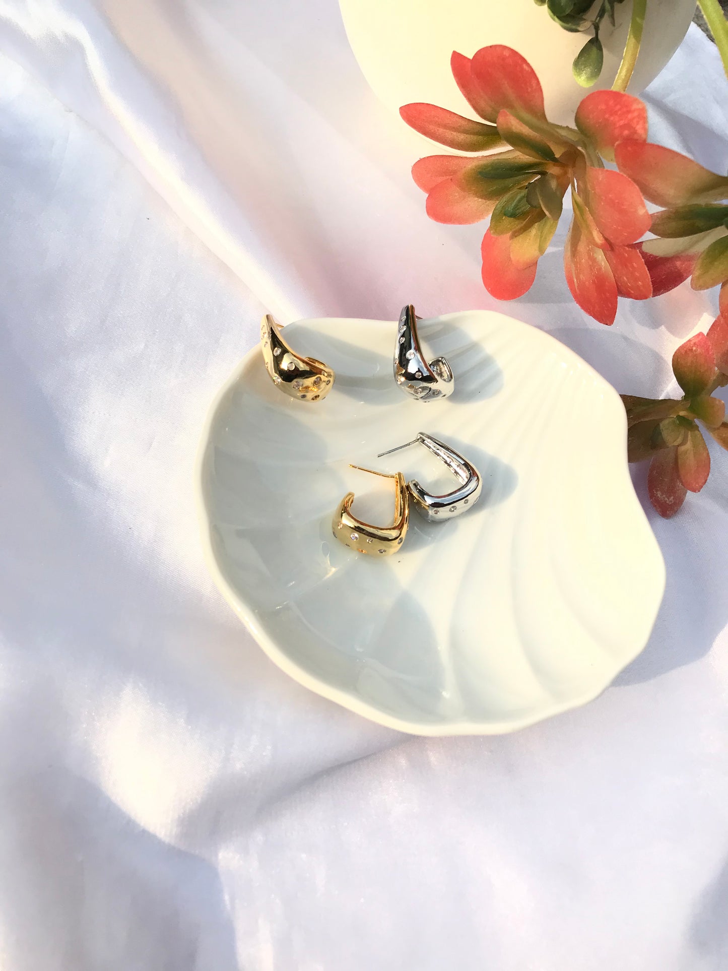 C shaped Metallic Hoop Golden