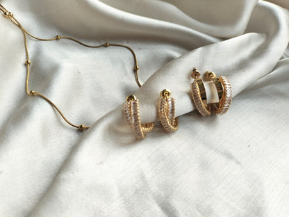 Golden crisscross Earring