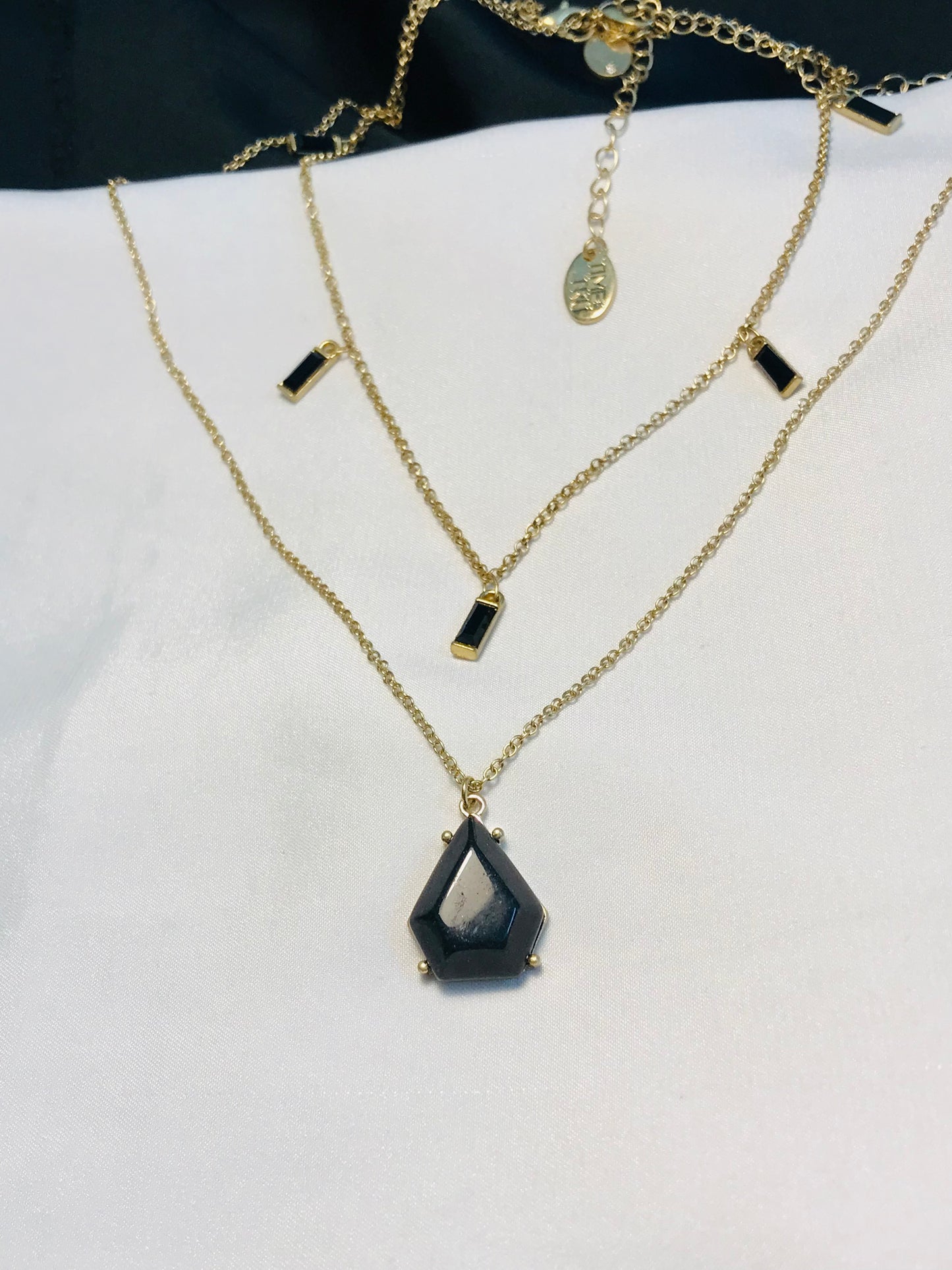 Black Stone layer necklace