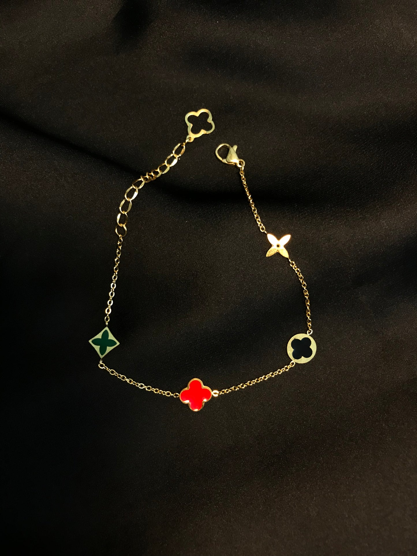 Clovar Red Green Chain Titanium Bracelet