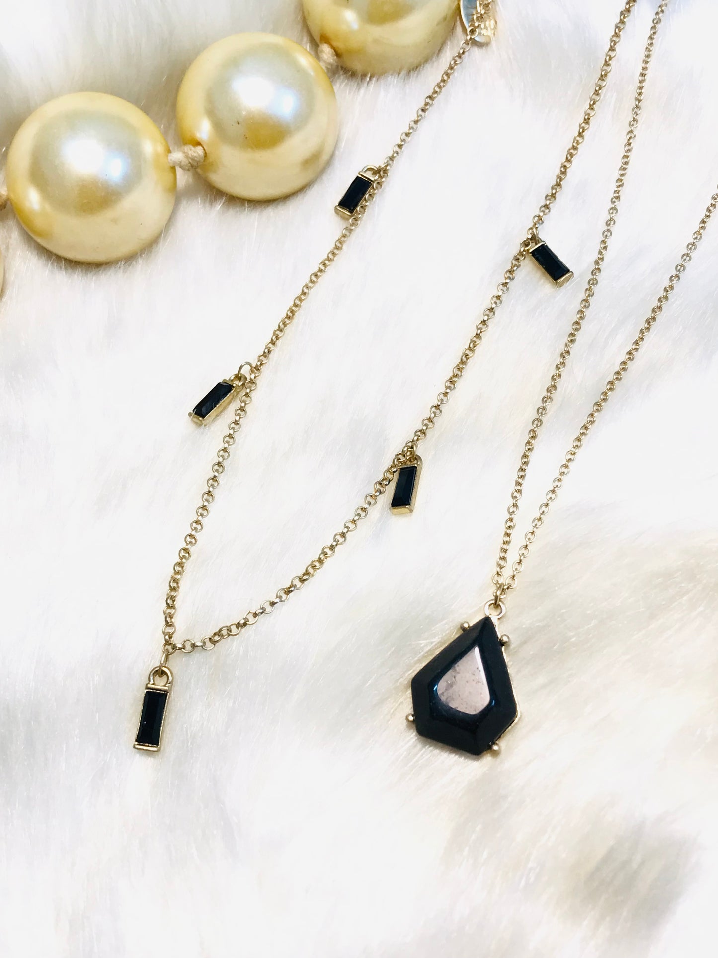 Black Stone layer necklace