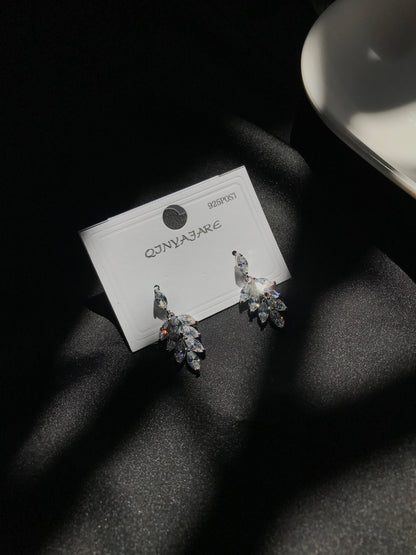 Leaf Drop Dowm Silver