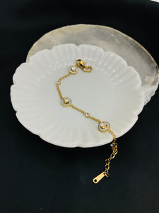 White Stony Bracelet