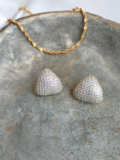 Stony Shell earring
