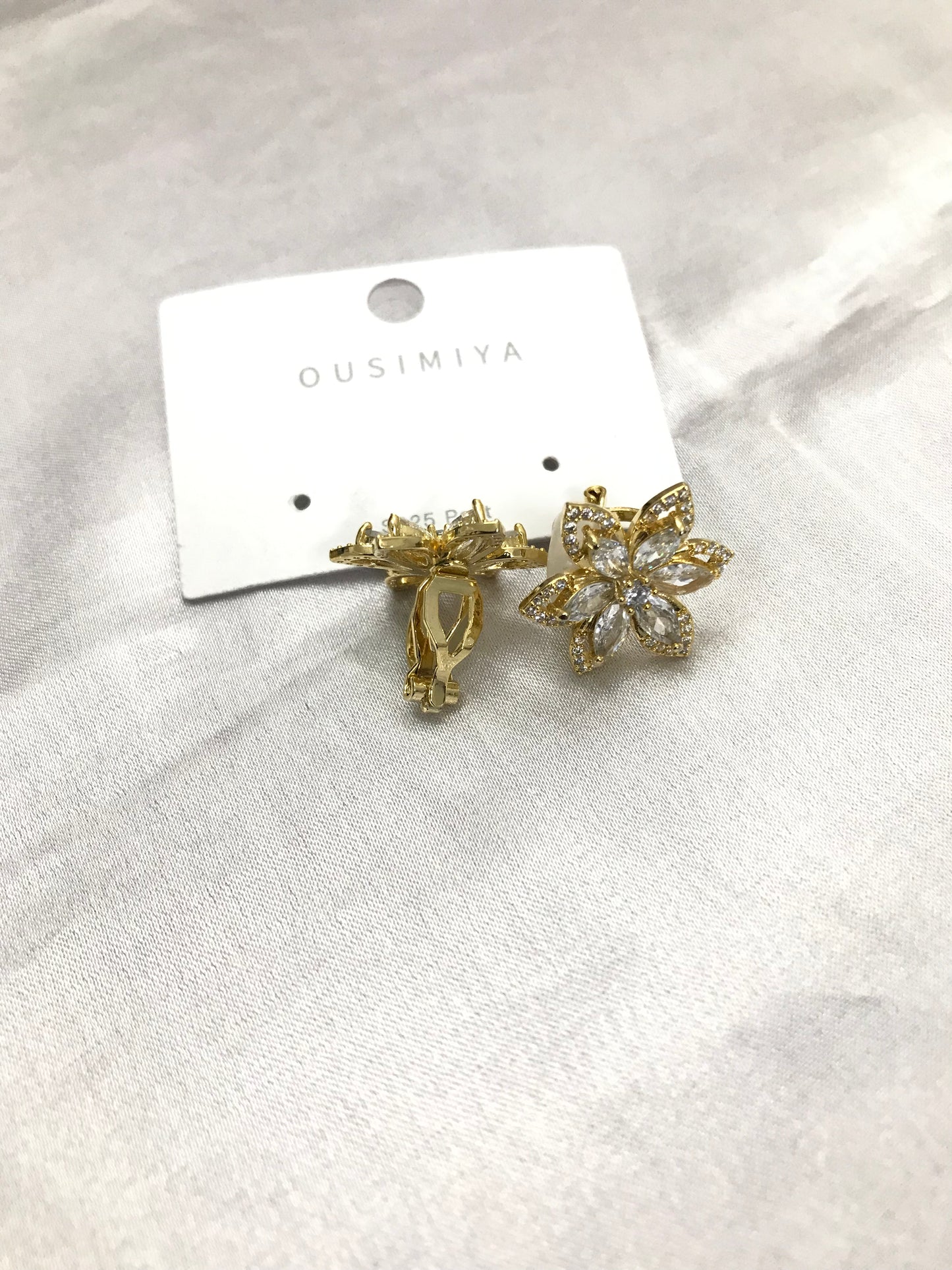 Hexa floral earring