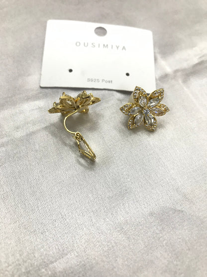 Hexa floral earring